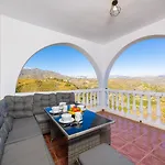 Corbachos Villa *